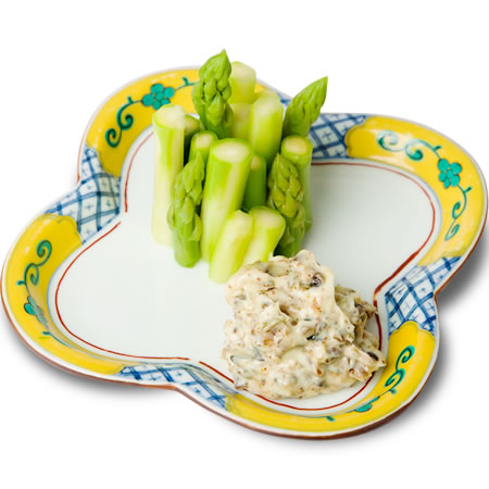 Asparagus with Hotate Mayonnaise Dip Sauce